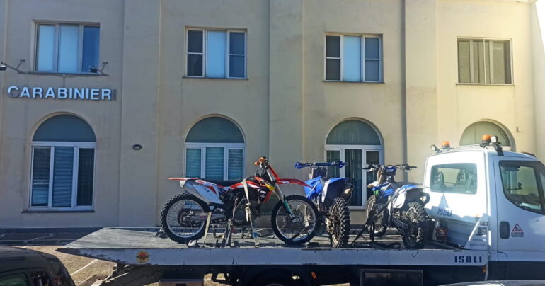 Carabinieri di Castellammare di Stabia Fermano Bikers Fuorilegge