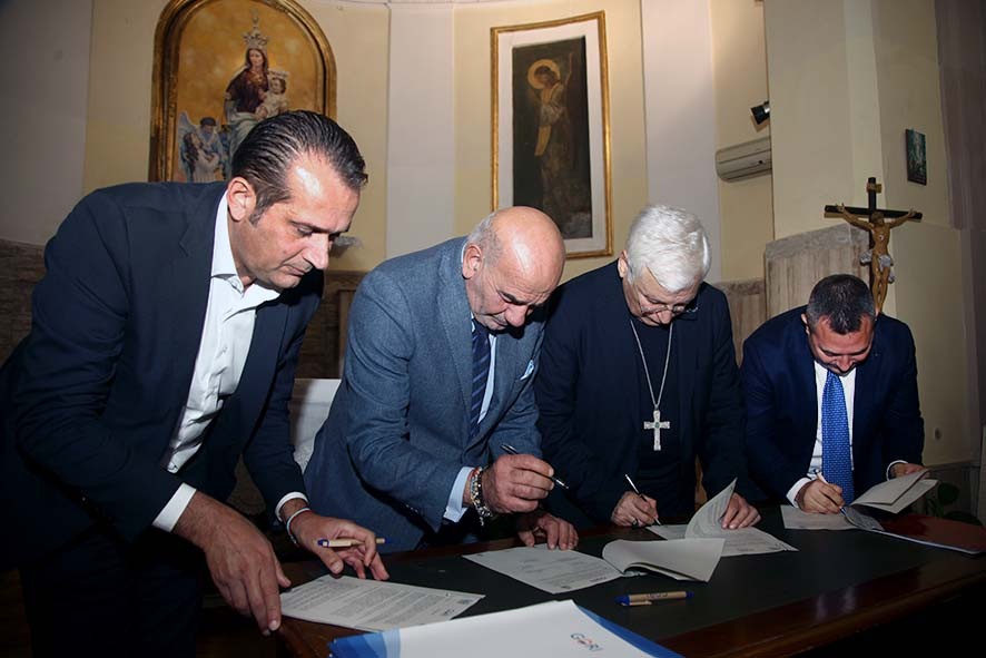 Firma convenzione Pomigliano d'Arco Tariffa Idrico