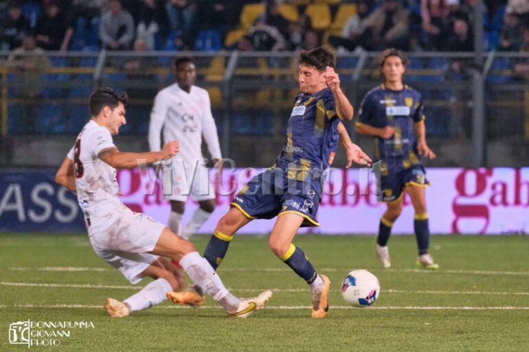 Editoriale Foggia – Juve Stabia (2-1): due altalene, ma in vetta restano le Vespe