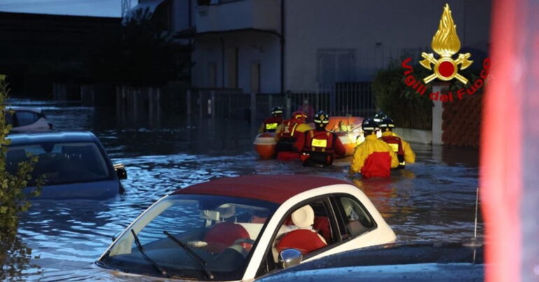 Maltempo in Toscana: 7 morti e 2 dispersi, danni e disagi VIDEO
