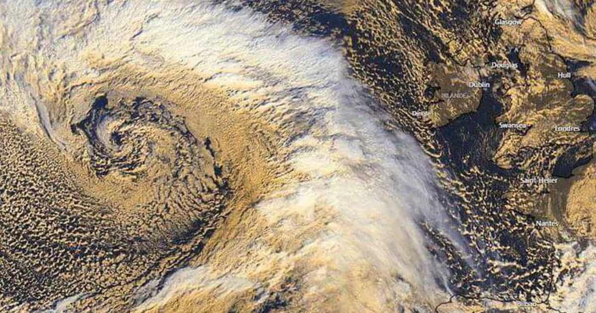 Meteo 4 Novembre 2023, Weekend a rischio alluvioni-min