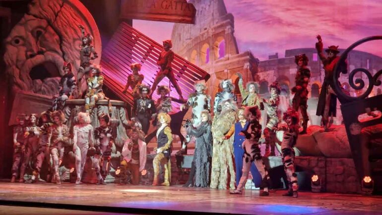 Standing ovation per il musical Cats “Romanesco” targato Piparo