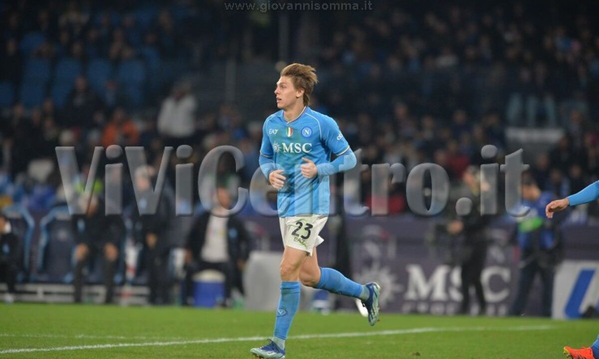 Napoli, si continua a trattare per Mangala. Zerbin e Popovic in uscita al Monza