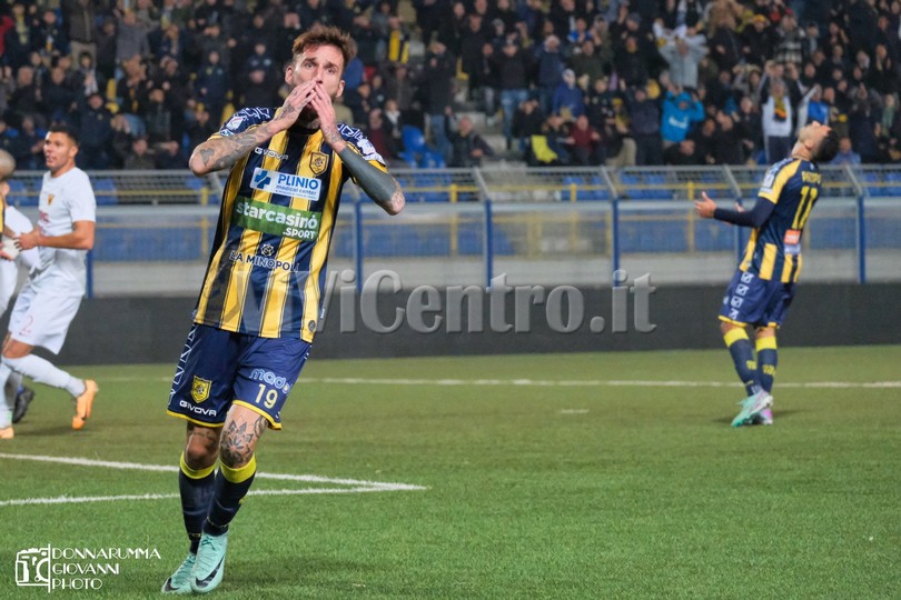 Avellino-Juve Stabia 2-2, Le Pagelle Delle Vespe | Vivicentro