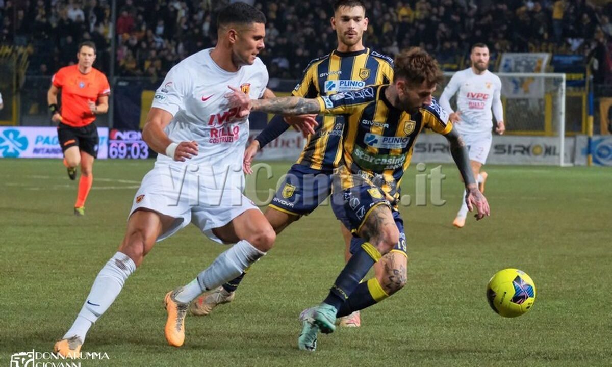 Crotone-Juve Stabia 1-1, le pagelle delle Vespe