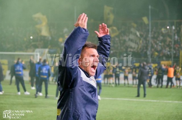 Juve Stabia: Il Giudice Sportivo squalifica Nazzareno Tarantino per il Derby. Due calciatori vanno in diffida