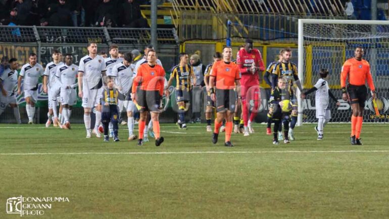 Editoriale Juve Stabia – Giugliano: il calcio è fatto di casi, ma più casi non fanno il calcio.