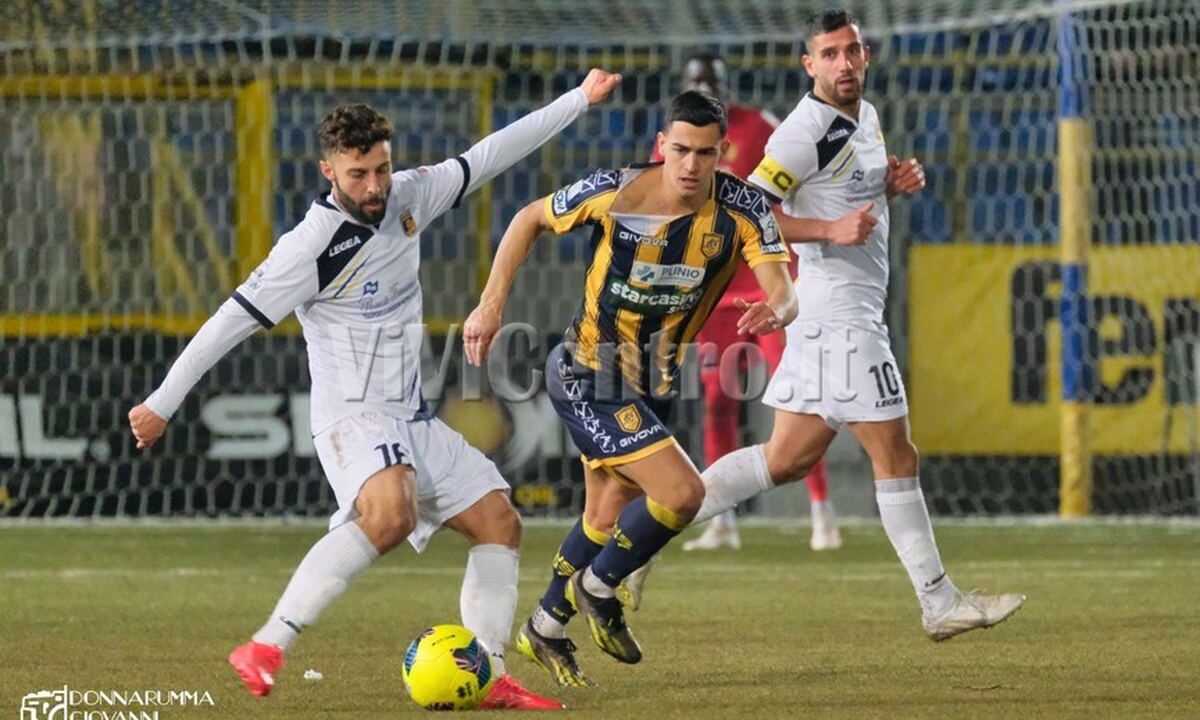 Mosti, centrocampista non troppo valutato della Juve Stabia. Sotto La Lente