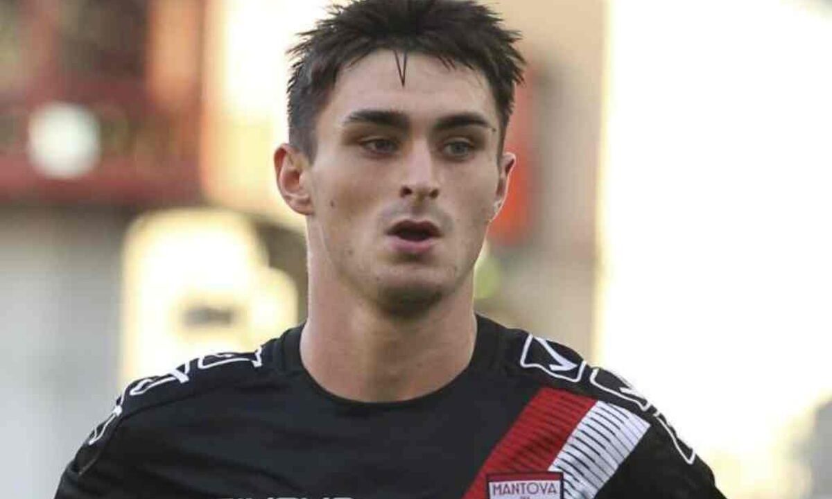 Juve Stabia, due nomi per il centrocampo: Pierobon e Greco
