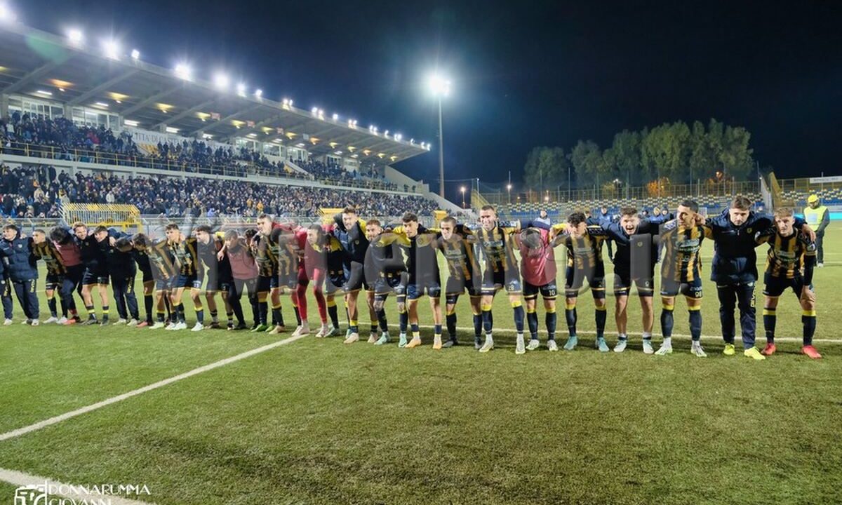Juve Stabia-Brindisi, biglietti: speciale promozione San Valentino