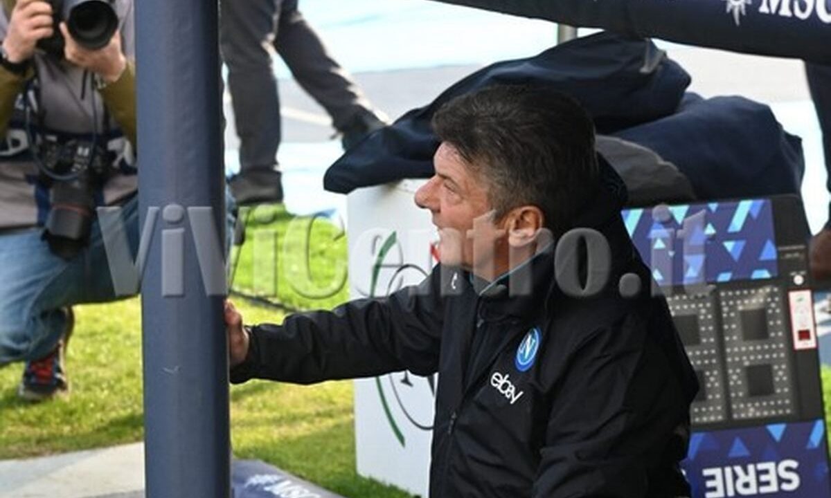 Napoli, De Laurentiis ha deciso per l’esonero di Mazzarri: Calzona pronto al suo posto