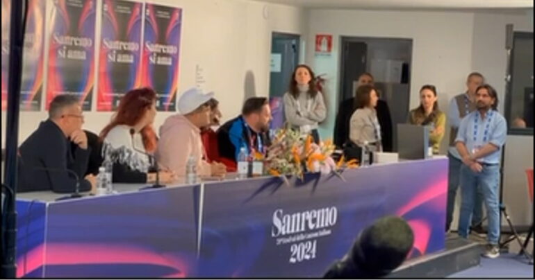 Geolier a Sanremo: Risposta Calma ed Educata alla giornalista irrispettosa petulante