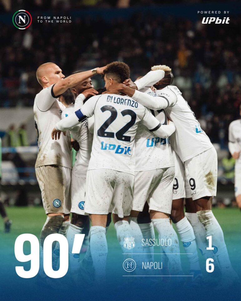 Sassuolo-Napoli 1-6, triplo Osimhen e doppio Kvaratskhelia