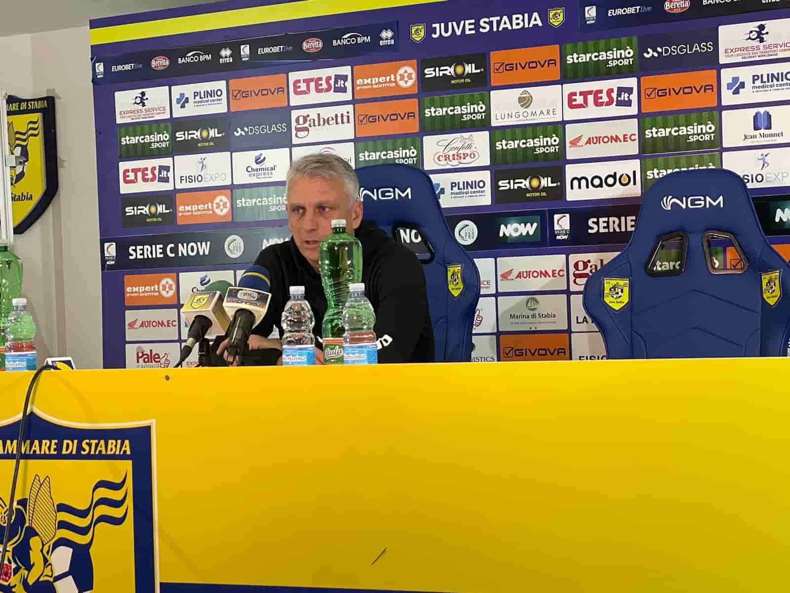 losacco juve stabia brindisi conferenza
