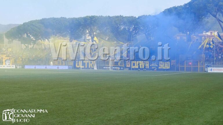La Juve Stabia è pronta a sfidare il Bari al Romeo Menti ed è determinata ad ottenere la vittoria