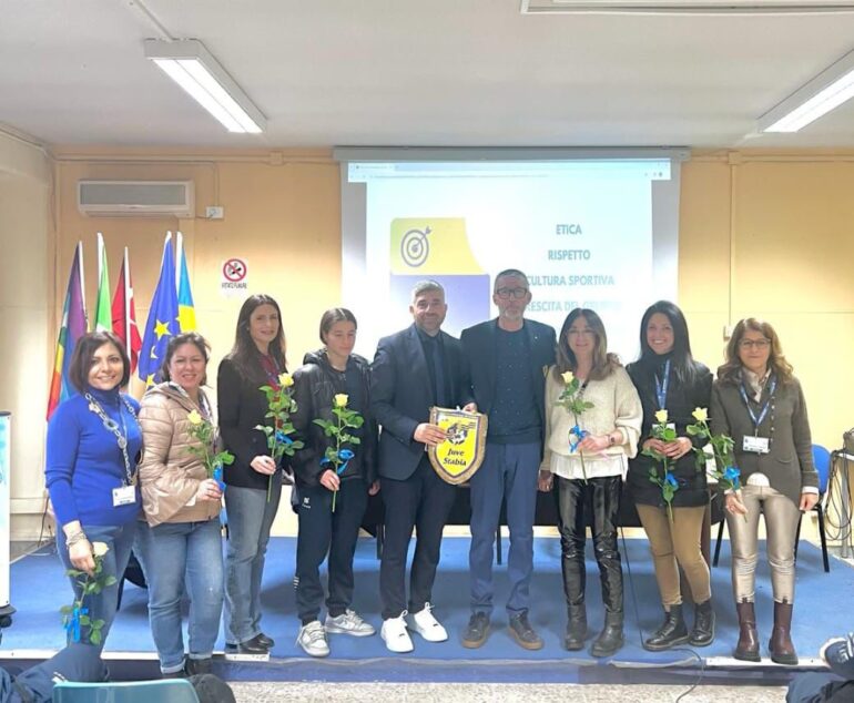 Juve Stabia, Mainolfi: lezione all’Istituto Archimede di Ponticelli