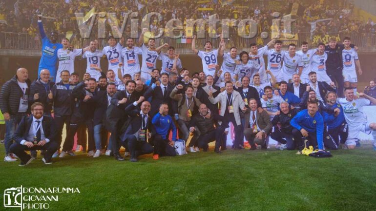 Editoriale, La Juve Stabia conquista la serie B a Benevento con 3 giornate di anticipo compiendo un autentico capolavoro!