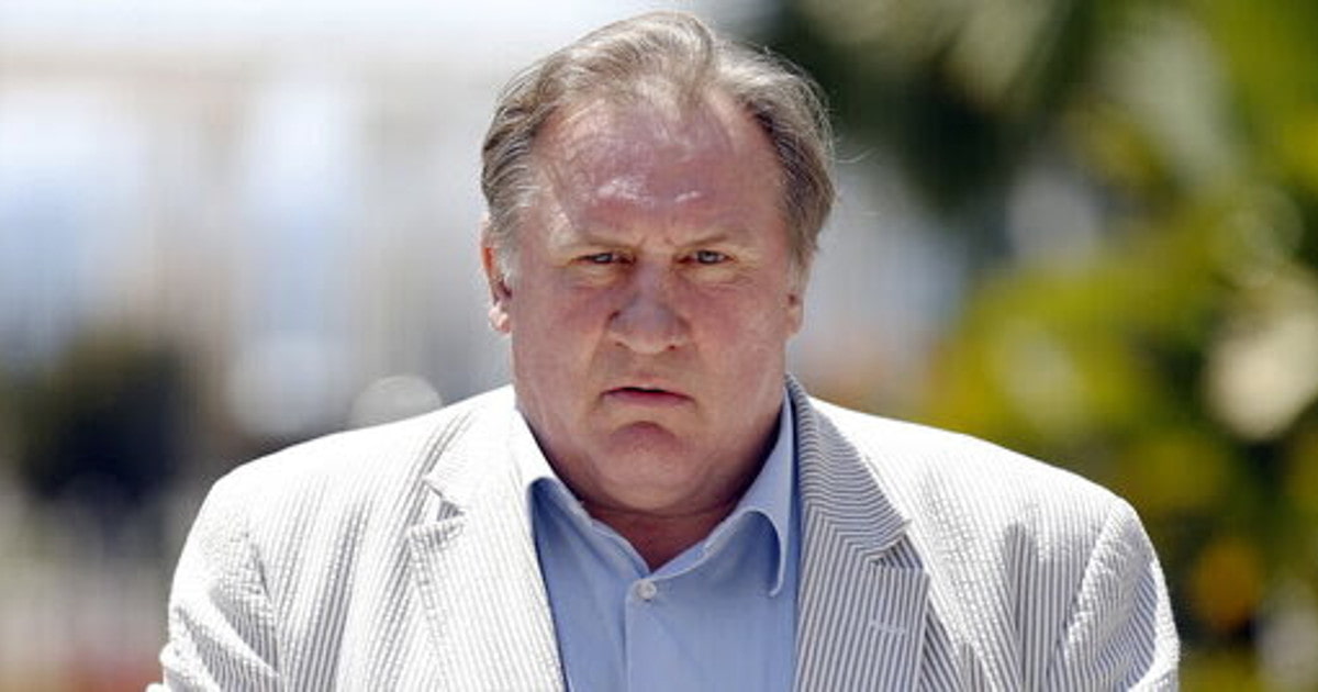 Gerard Depardieu in Stato di Fermo a ParigiGerard Depardieu in Stato di Fermo a Parigi