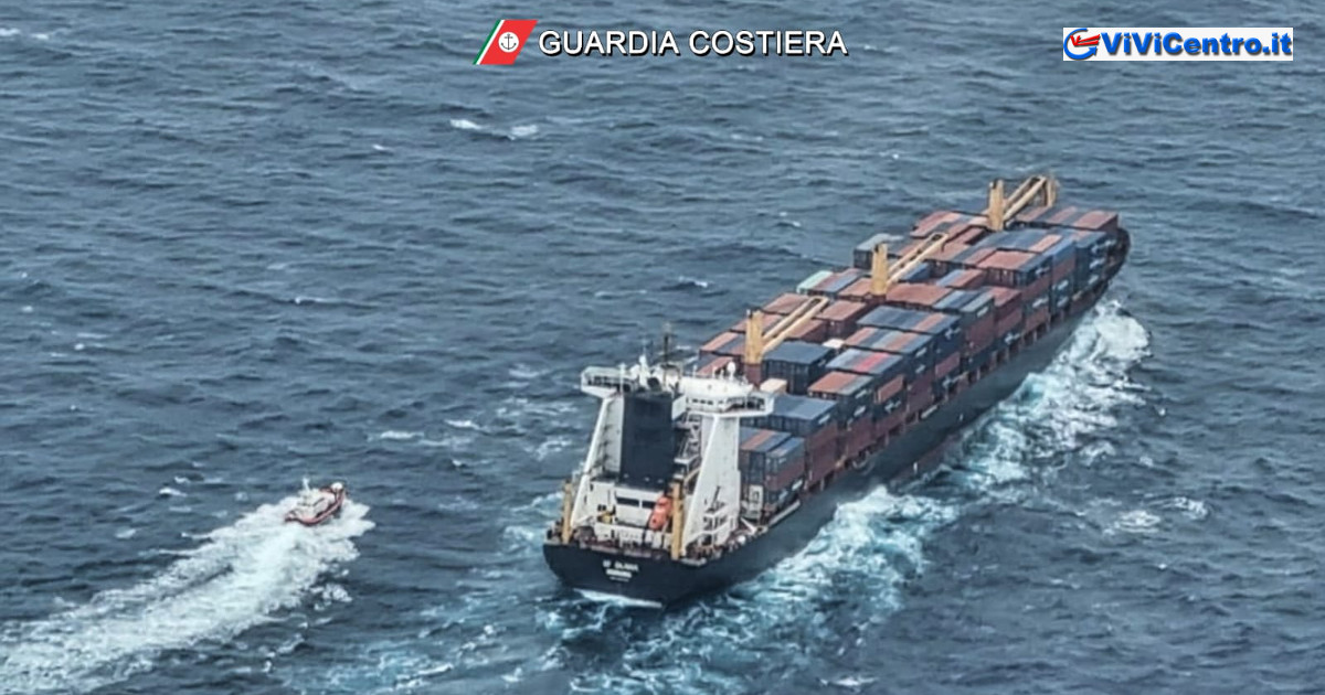 Incidente in mare, collisione tra nave cargo e portacontainer vicino a Capo Passero