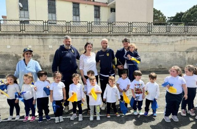Juve Stabia in visita all’Istituto comprensivo “Francesco Di Capua”