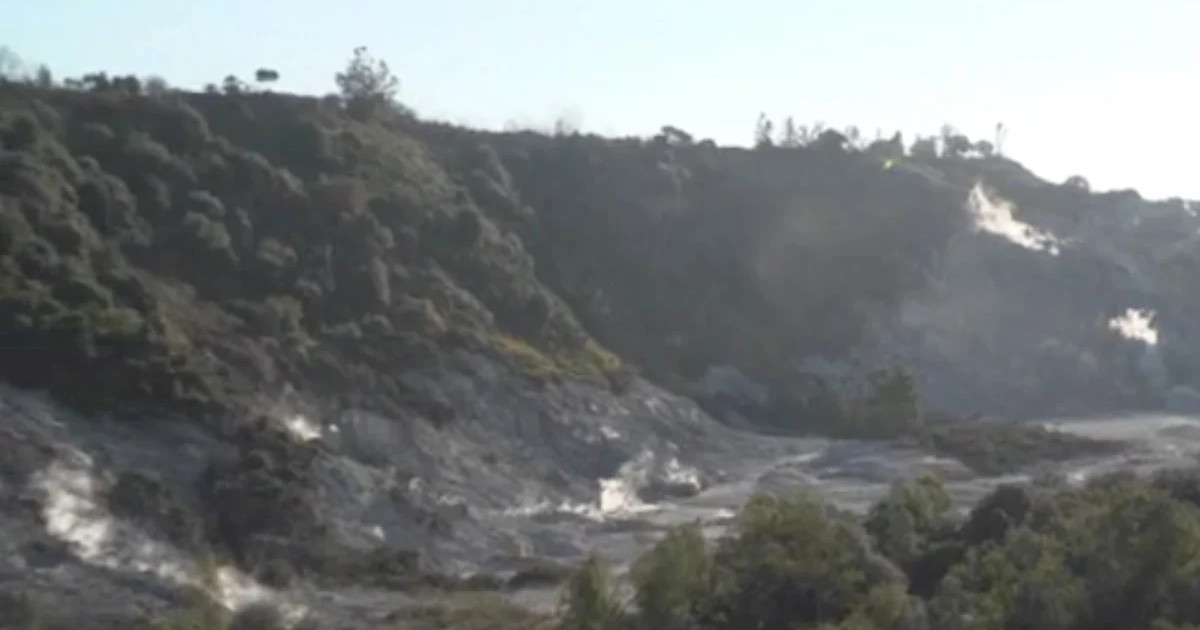 Campi Flegrei, Caldera
