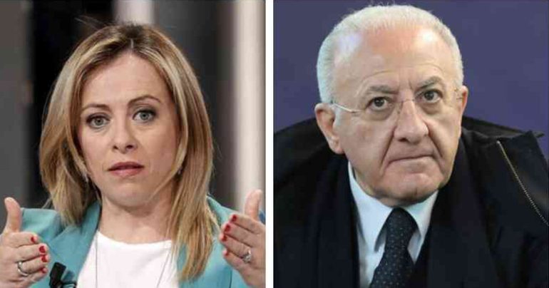 De Luca risponde a Meloni dopo la visita a Caivano: “Ha rivelato la sua vera identità”