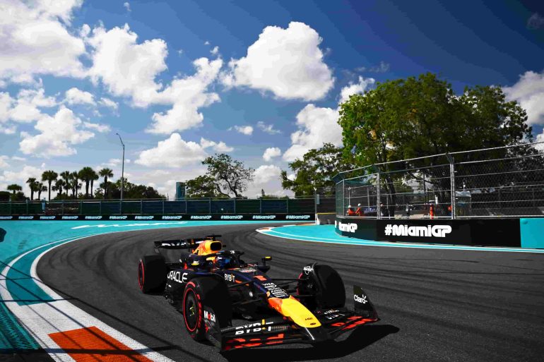 F1, Qualifiche GP Miami: vola Verstappen, ma Ferrari risponde presente