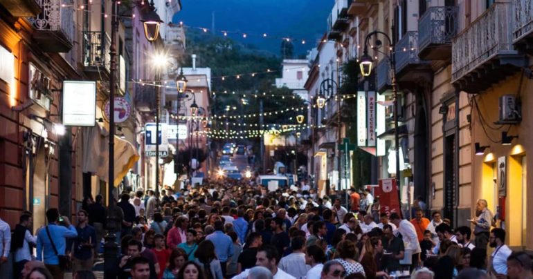 Festa a Vico 2024: date, programma e attrazioni dell’evento culinario