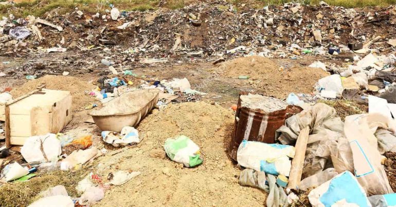 La battaglia contro il ciclo illegale dei rifiuti a Napoli e provincia