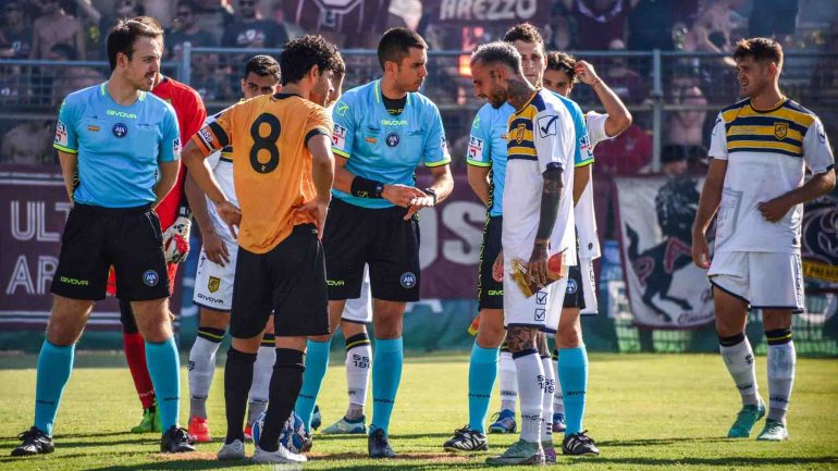 Juve Stabia, vittoria in amichevole contro l’Arezzo: Mignanelli e Artistico guidano le Vespe