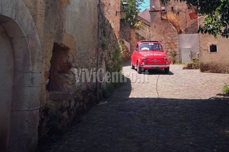 FIAT 500, il raduno di Palomonte ”Regalami un sorriso”