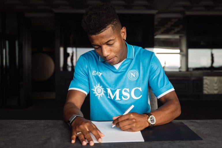 Napoli, ecco David Neres: è ufficiale