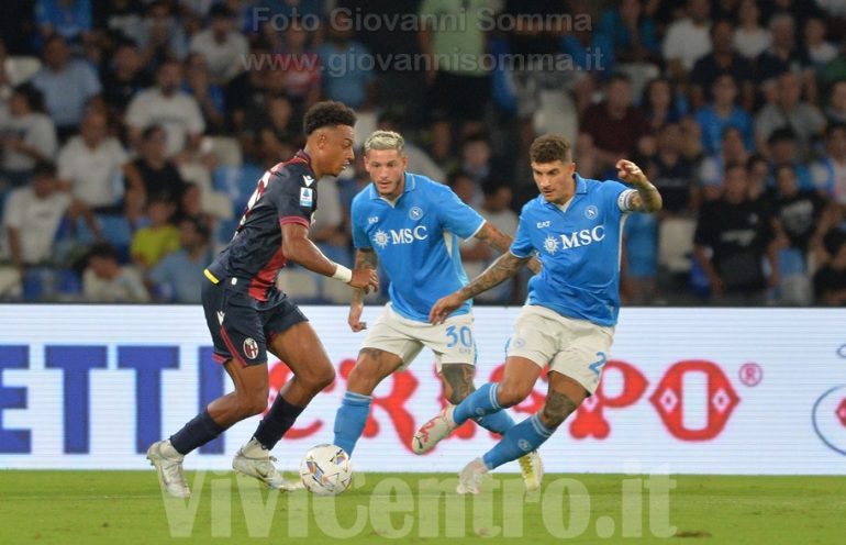 L’azzurro pensiero ACALDO: Il Napoli è bloccato dal Bologna sul pareggio. L’Inter resta a tre lunghezze