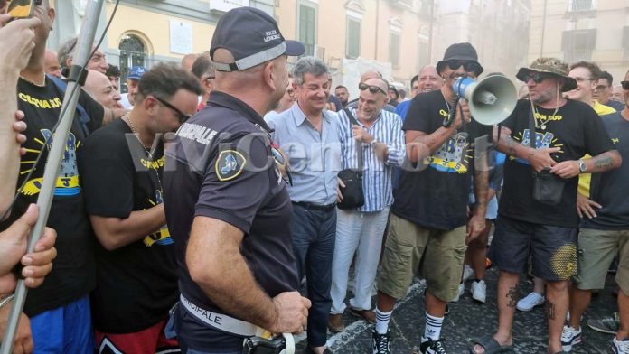 Sindaco Luigi Vicinanza Castellammare di Stabia Tifosi Juve Stabia