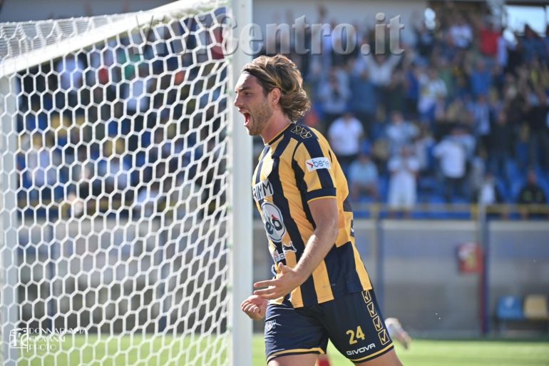 Juve Stabia – Pisa (2-0): Le pagelle dei gialloblù