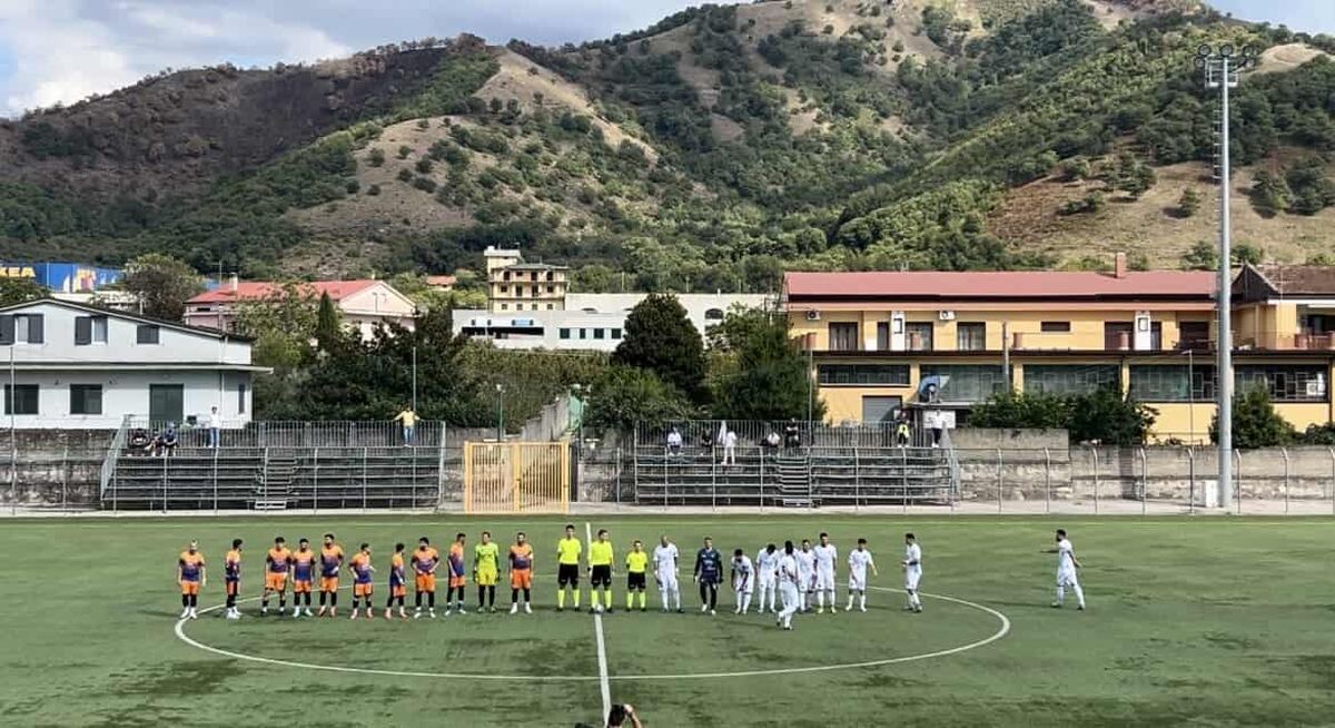 Virtus Stabia: punto prezioso per i biancazzurri, 0-0 contro Salernum Baronissi