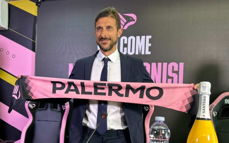 Palermo, Dionisi: mi aspetto grande ritmo dalla Juve Stabia ma noi siamo diversi