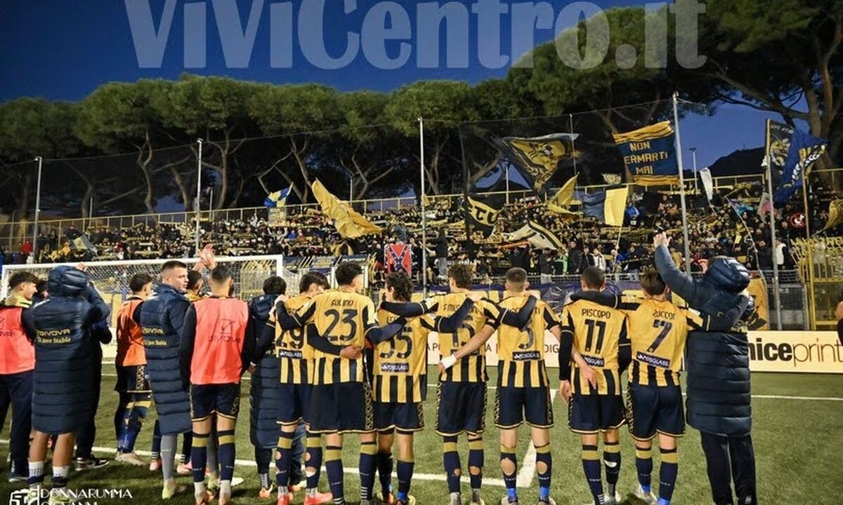 Juve Stabia – Modena: E’ ora di riempire il Menti per spingere le Vespe alla vittoria. Conquistiamo la storia