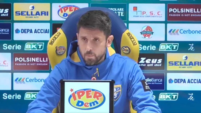 Frosinone, Greco: “Juve Stabia insidiosa, ma vogliamo chiudere l’anno con una vittoria”