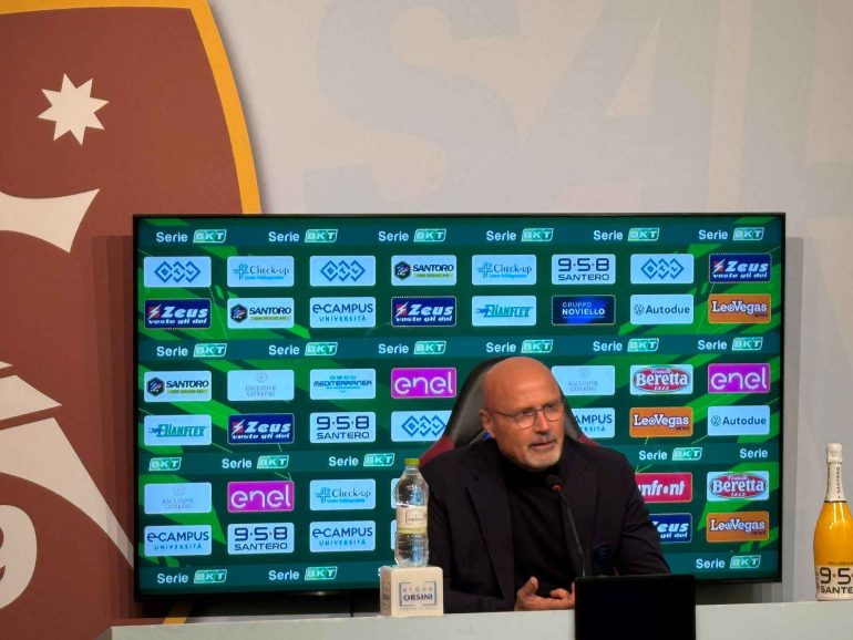 Salernitana-Juve Stabia 1-2. Colantuono: “Ci hanno fatto male nelle ripartenze. I fischi ci stanno”