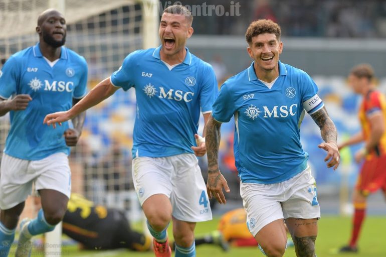 Napoli-Verona 2-0! Gli azzurri provano la fuga
