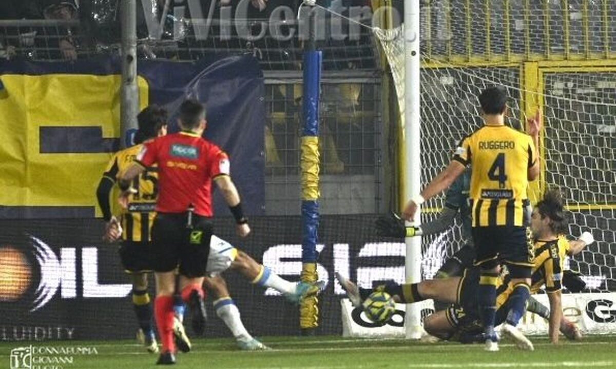 Juve Stabia – Frosinone (1-1): I voti ai calciatori gialloblù