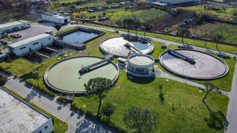 Rinascita verde: Consegnati i lavori per trasformare i depuratori di Nocera S. e Scafati in “fabbriche verdi”