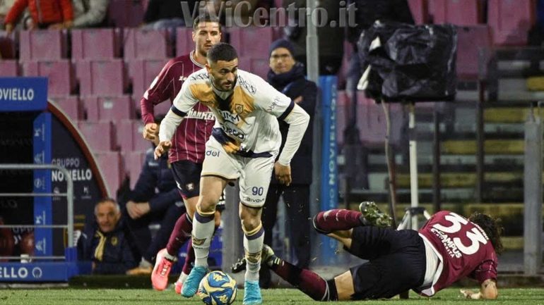 Juve Stabia – Cosenza: Artistico ritrova le Vespe da attaccante avversario. Attenzione alla legge dell’ex!