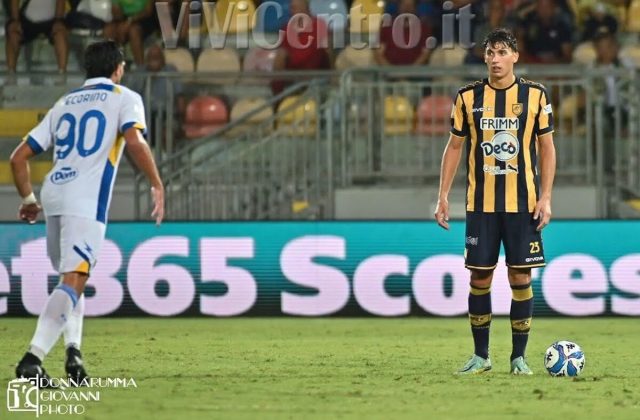Tanti pezzi pregiati della Juve Stabia nel mirino di altre squadre: le clausole rescissorie di Folino e Leone