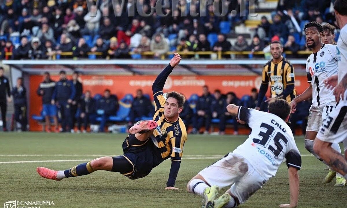 Cesena – Juve Stabia: Una sfida cruciale tra ambizioni e novità durante il periodo di sosta del campionato