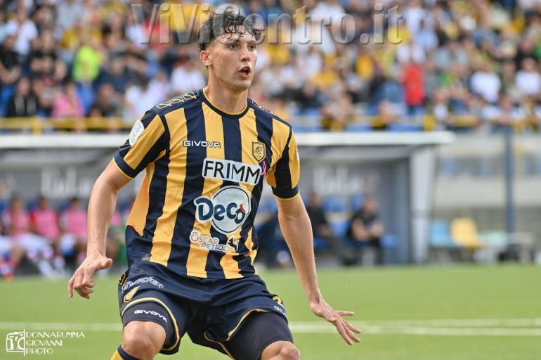 Francesco Folino lascia la Juve Stabia destinazione Cremonese: I dettagli dell’operazione