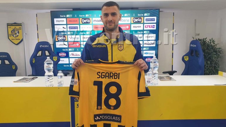 Juve Stabia, Presentazione ufficiale di Lorenzo Sgarbi: Qui sono sicuro che posso esprimermi al meglio