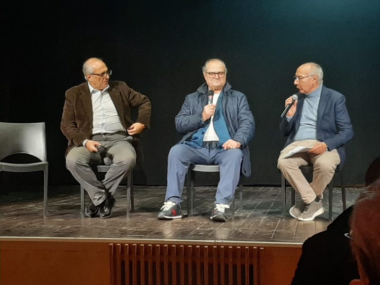 Bruscolotti: Ai tifosi del Napoli: sostenete la maglia. Nei miei primi anni stavo per andare alla Juve Stabia