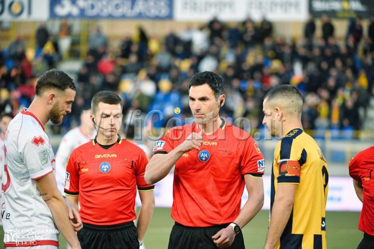 Juve Stabia – Bari (3-1): Le foto dei protagonisti in campo e del pubblico presente